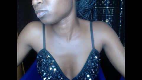 Snapshot of creamyxsugar chatting on September 12, 12:11 am creamyxsugar online show from September 12, 12:11 am
