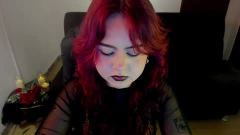 Snapshot of crimson_tati chatting on October 17, 4:16 am Tatiana online show from October 17, 4:16 am