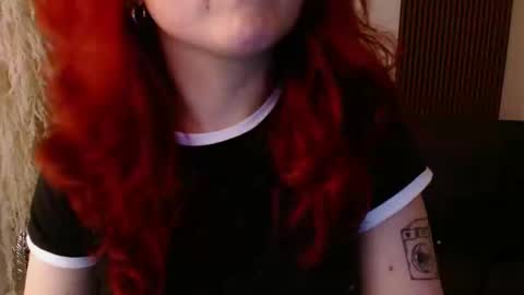 Snapshot of crimson_tati chatting on December 28, 8:05 am Tatiana online show from December 28, 8:05 am
