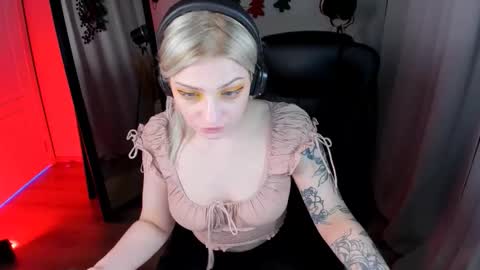 Teya online show from December 19, 10:24 pm