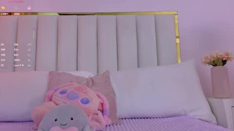 Cristal  online show from October 23, 1:00 am