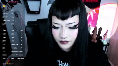 Cris online show from October 30, 10:00 pm