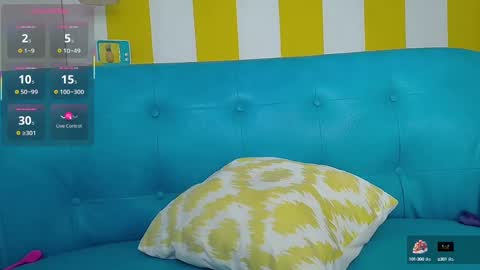 Snapshot of cristal_war chatting on September 26, 1:25 am Cristal online show from September 26, 1:25 am