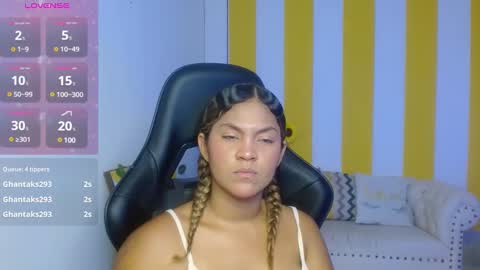 Snapshot of cristal_war chatting on March 3, 9:56 pm Cristal online show from March 3, 9:56 pm