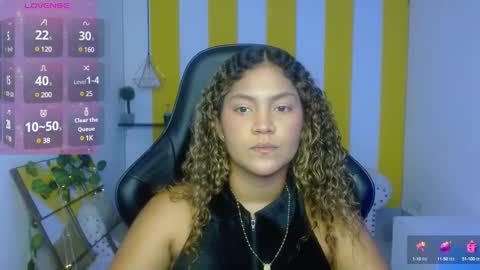 Snapshot of cristal_war chatting on March 7, 11:37 pm Cristal online show from March 7, 11:37 pm