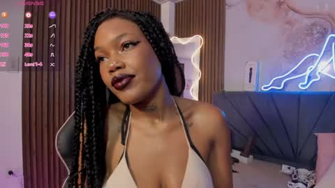 Crystalbroke  online show from May 29, 7:56 pm