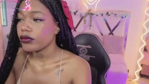 Crystalbroke  online show from July 11, 8:31 pm