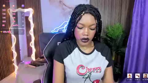Crystalbroke  online show from June 17, 7:04 pm