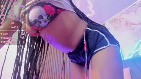 Crystalbroke  online show from May 13, 10:48 pm