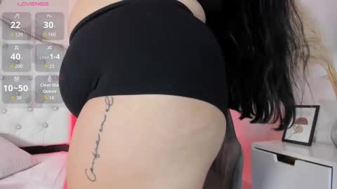 Snapshot of cristalcutte_ chatting on October 7, 11:58 am Cristal Cute online show from October 7, 11:58 am