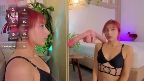 cristalfoxy_ online show from January 31, 7:56 pm