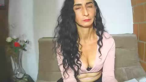   online show from May 20, 10:51 pm