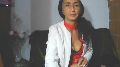   online show from May 30, 9:18 am