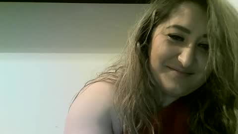 cristina20021991 online show from December 6, 9:34 pm