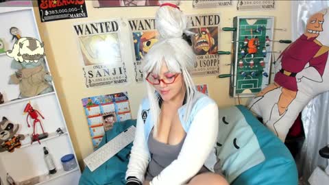 Cristina  online show from January 19, 11:00 pm