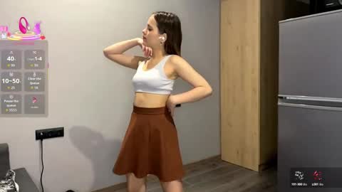 Snapshot of cristinevaissiere chatting on October 2, 4:23 pm Anne online show from October 2, 4:23 pm