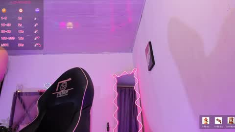 cristy_tay online show from May 22, 11:52 am