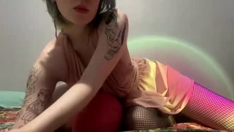 cristyynyy online show from August 1, 8:33 pm