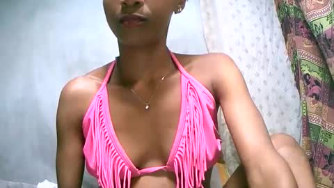 crushlove069 online show from March 22, 7:20 pm