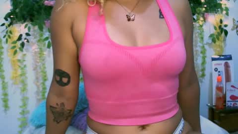 crysrus online show from March 1, 1:11 am