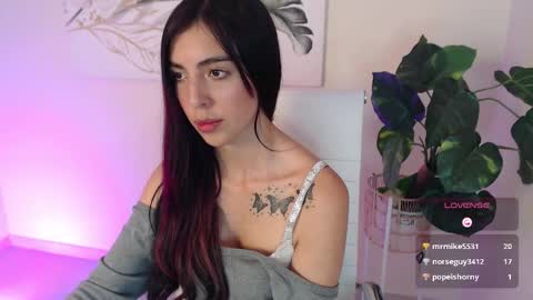crystal_arlette online show from March 18, 2:33 pm
