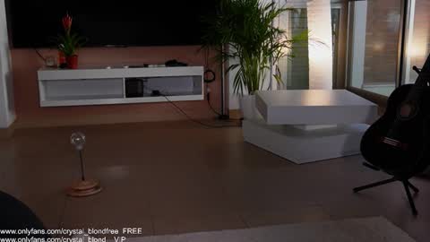 Crystal online show from February 13, 5:47 pm