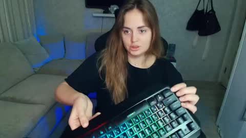 crystalemily online show from January 9, 8:13 pm