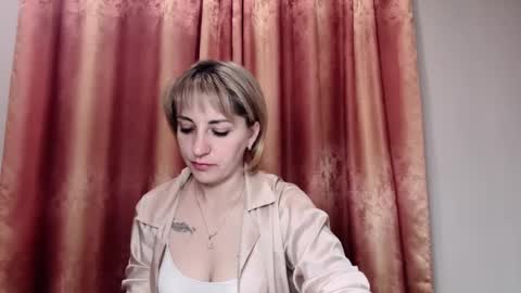 Mary online show from May 28, 8:29 pm
