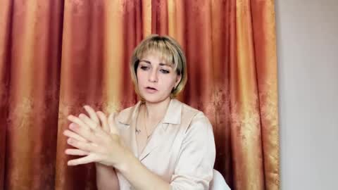 Mary online show from May 19, 7:43 pm