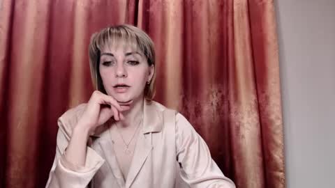 Mary online show from May 23, 8:51 pm