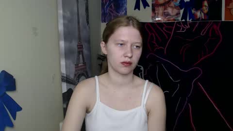 Stella online show from March 20, 1:16 pm