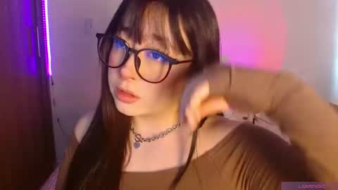 Olivia  online show from June 16, 1:12 pm