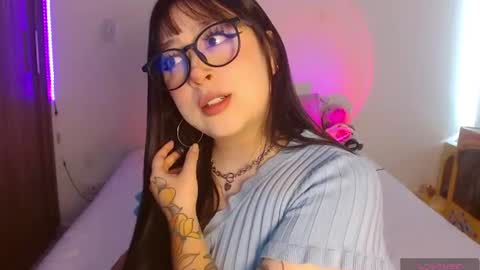 Olivia  online show from June 24, 1:43 pm