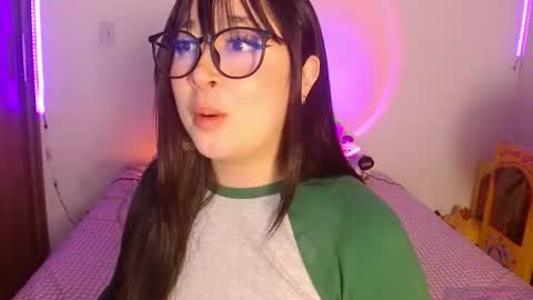 Olivia  online show from June 14, 2:24 am