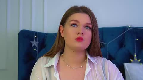 Crystal online show from December 14, 6:03 pm