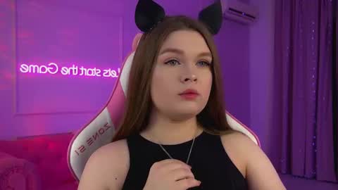 Crystal online show from March 2, 6:25 pm