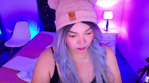 cuckoldlover69_ online show from March 6, 3:24 am