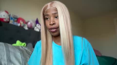 cum2charmxx online show from April 10, 4:57 pm