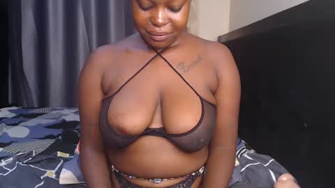 Snapshot of cum_central chatting on February 6, 8:13 pm cum_central online show from February 6, 8:13 pm