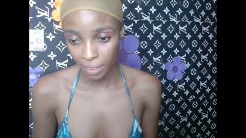 Snapshot of cupidxdoll chatting on March 11, 5:24 am cupidxdoll online show from March 11, 5:24 am
