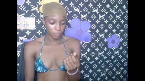 Snapshot of cupidxdoll chatting on March 6, 5:14 am cupidxdoll online show from March 6, 5:14 am
