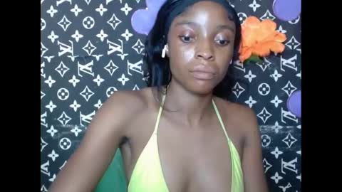 Snapshot of cupidxdoll chatting on February 20, 1:51 pm cupidxdoll online show from February 20, 1:51 pm
