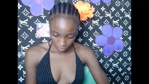 Snapshot of cupidxdoll chatting on February 14, 2:07 am cupidxdoll online show from February 14, 2:07 am