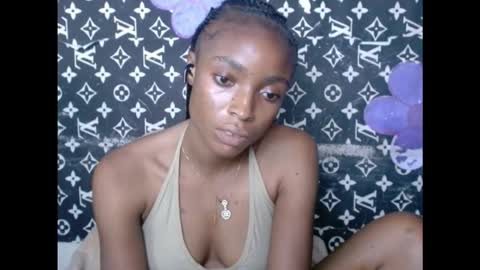 Snapshot of cupidxdoll chatting on October 1, 9:53 pm cupidxdoll online show from October 1, 9:53 pm