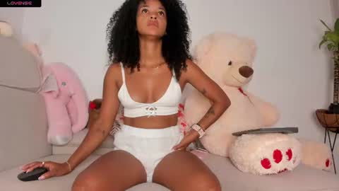 Curly  -  OF- CURLY SWEETT online show from July 13, 1:01 pm