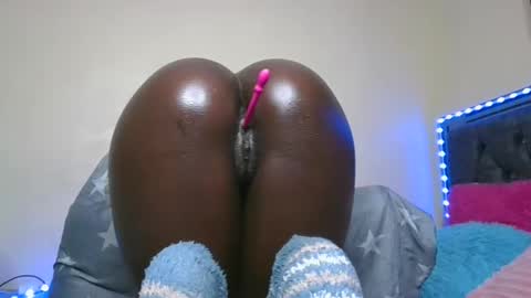 Snapshot of curry_nikita chatting on February 13, 5:33 pm Nikita online show from February 13, 5:33 pm