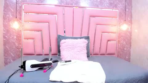 Alyanna  online show from November 13, 12:04 pm