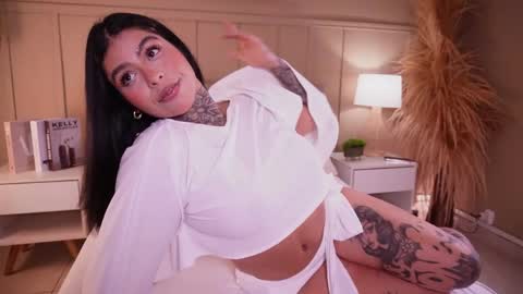 Samantha online show from April 21, 5:42 pm