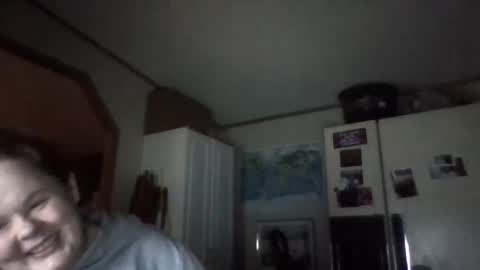 Snapshot of curvyplayday chatting on February 16, 5:15 am dahlia -kim online show from February 16, 5:15 am