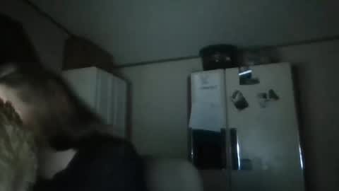 Snapshot of curvyplayday chatting on October 18, 12:14 am dahlia -kim online show from October 18, 12:14 am
